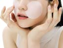 Less on Skin Essence Pad - Image 4