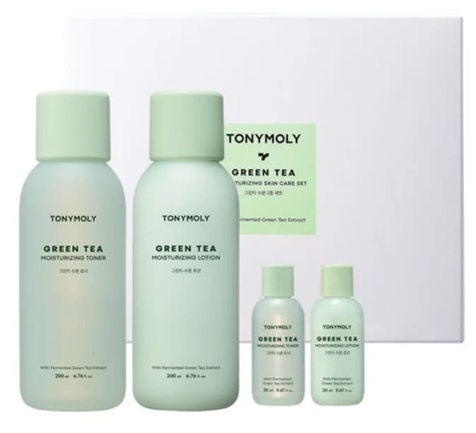 Green Tea Moisturizing Skin Care Set - Image 1