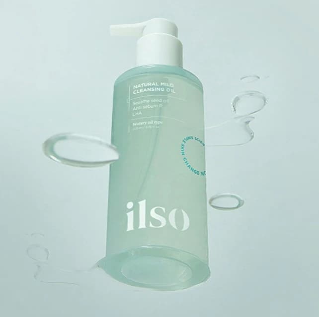 Natural Mild Cleansing Oil - Image 2