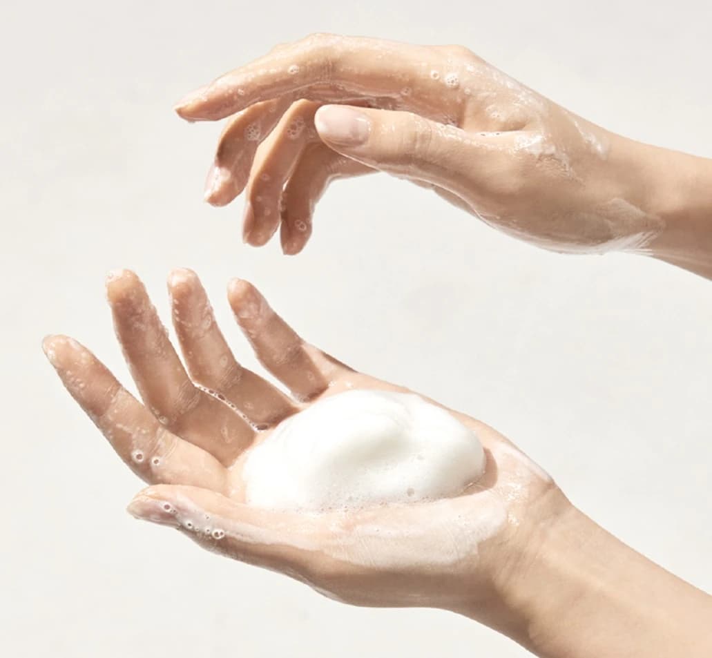Heartleaf Calming Cleansing Foam - Image 3