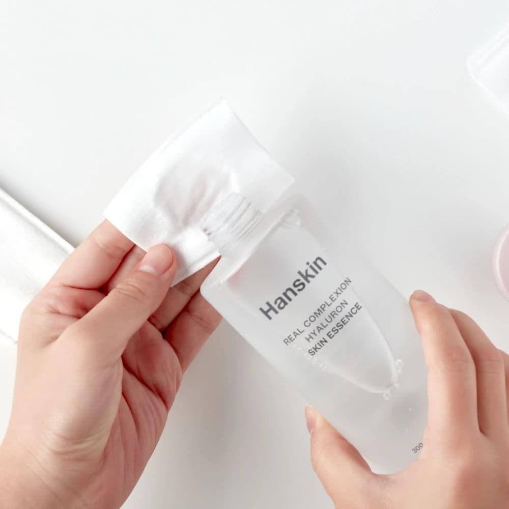 Real Complexion Hyaluron Skin Essence - Image 3
