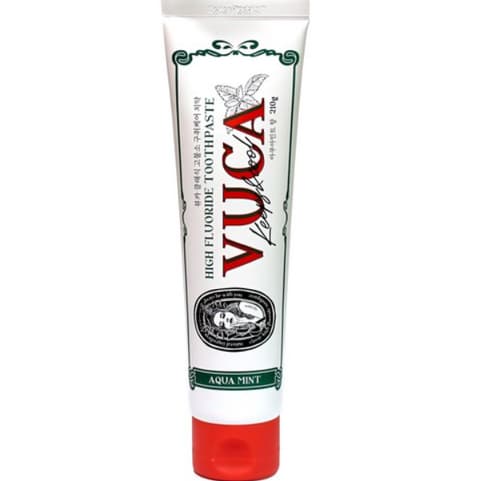 Classic High Fluoride Toothpaste [Aqua Mint Scent], 210g+210g+210g+210g