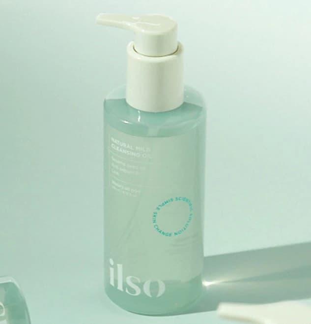 Natural Mild Cleansing Oil - Image 3