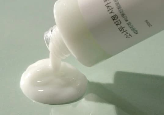Round Lab Pine Calming Cica Lotion, 250ml, 1pack - Image 6