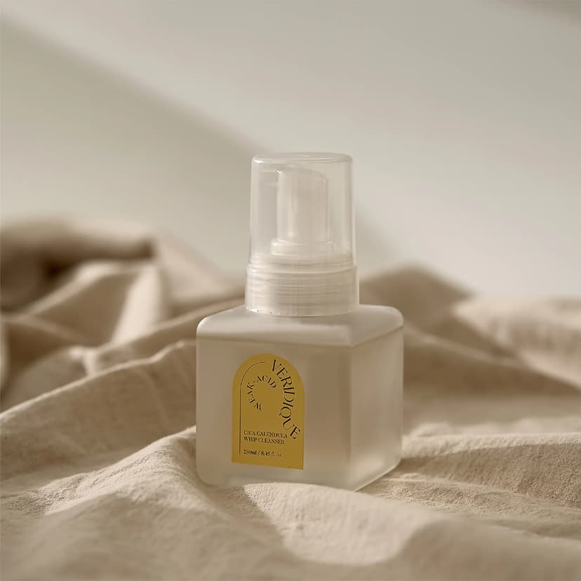 Cica Calendula Mild Acidic Whip Cleanser - Image 2