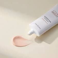 Absolute Essence Sun UV Protector [SPF50+/PA++++], 40ml - Image 2