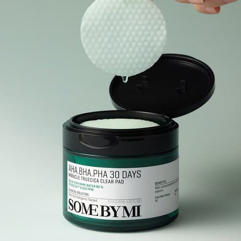 AHA BHA PHA 30 Days Miracle Truecica Clear Pad, 70ea - Image 2