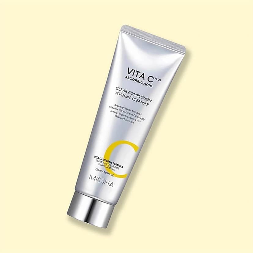 Vita C Plus Eraser Cleansing Foam, 120ml - Image 5