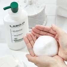 Scalp Strengthening Hair Loss Care Shampoo Refill, 400ml - Image 2