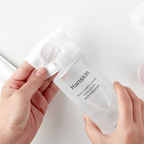 Real Complexion Hyaluron Skin Essence - Image 2