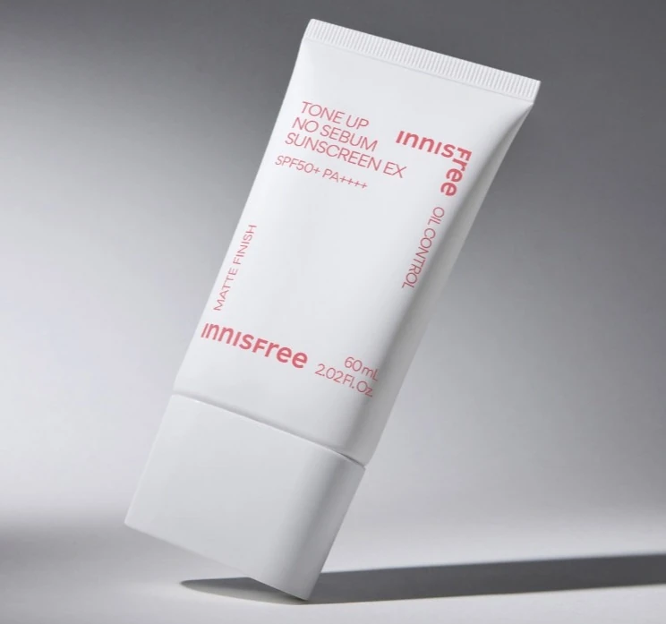 Tone Up No Sebum Sunscreen EX SPF50+ PA++++ - Image 3