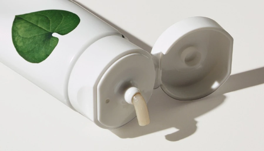 Heartleaf Calming Cleansing Foam - Image 2