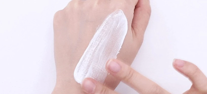 Vegan White Tone-up Cream SPF21 - Image 5