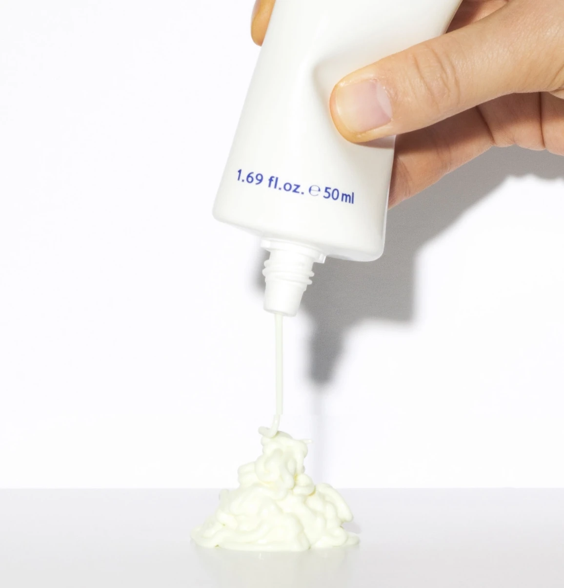 Green Tea Moisture Sunblock SPF50+ PA++++ - Image 2