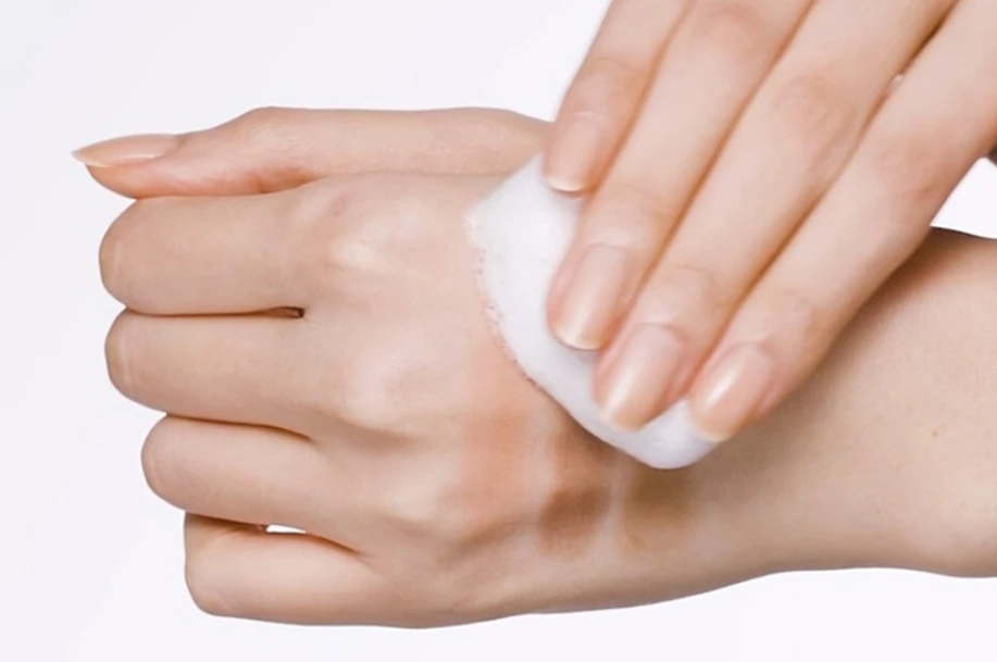 R.E.D Blemish Clear Soothing Foam - Image 3