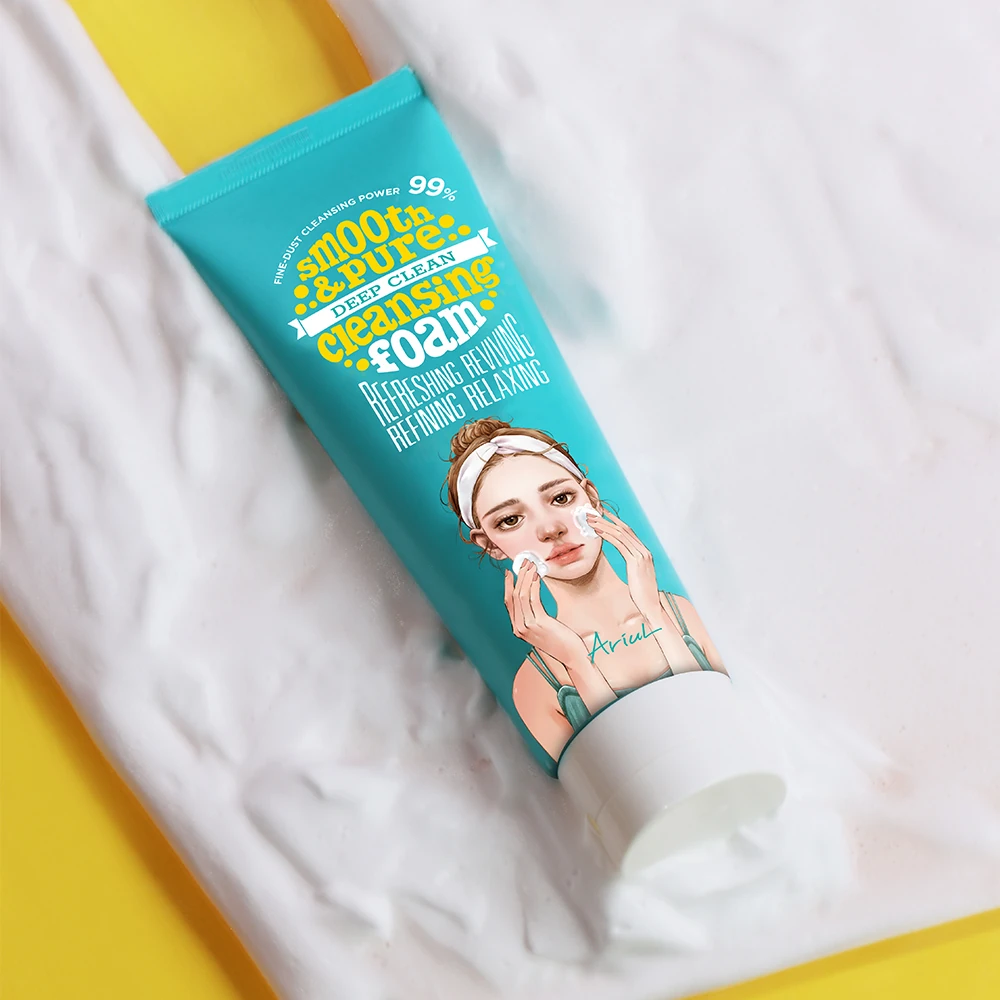 Smooth and Pure Deep Clean Cleansing Foam - Image 2