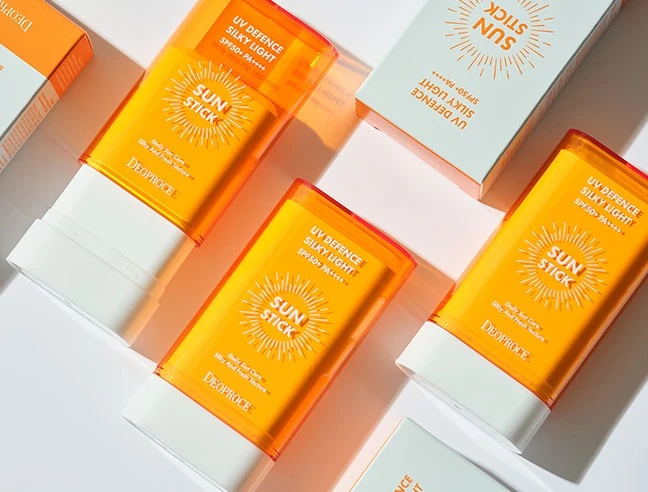 UV Defense Silky Light Sunstick SPF50+ PA++++ - Image 2