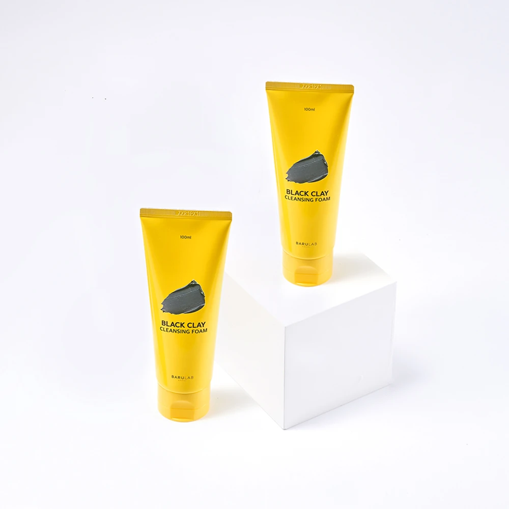 Black Clay Cleansing Foam - Image 3