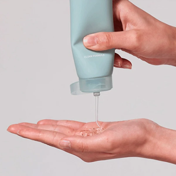 Moisture Soothing Veggie Cleansing Foam - Image 5