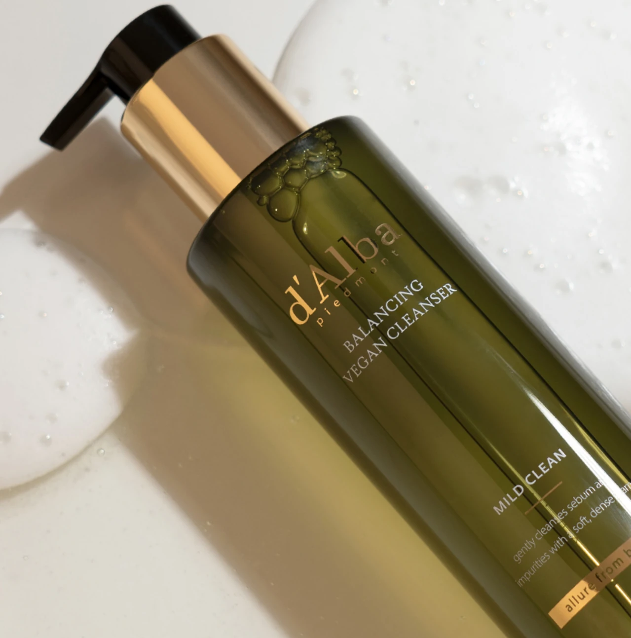 Balancing Vegan Cleanser - Image 2