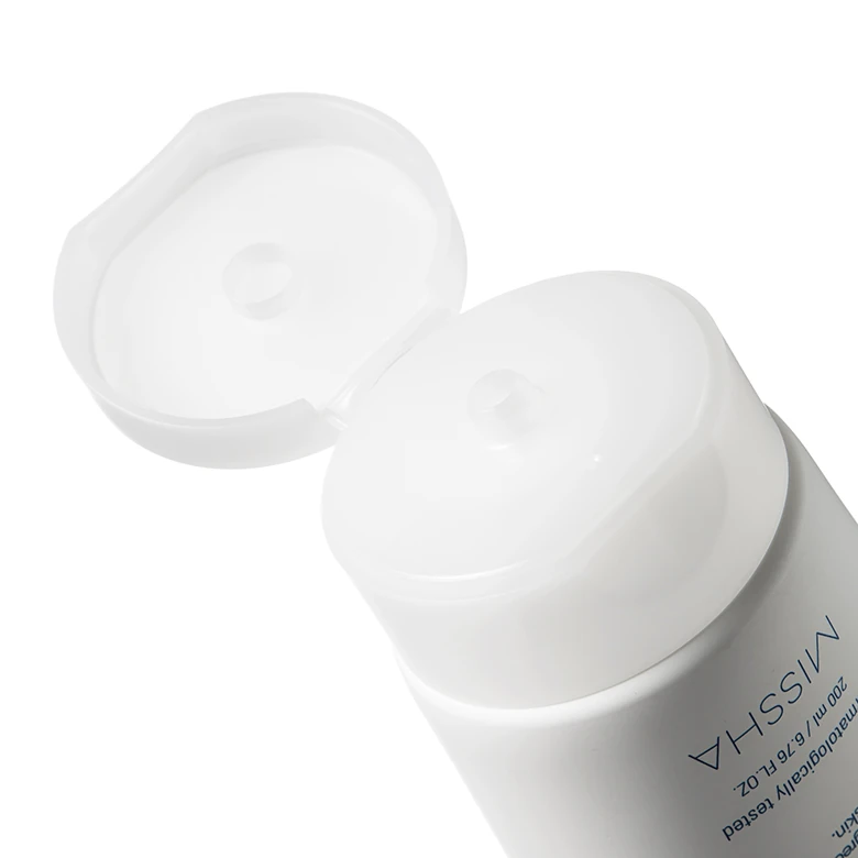 Super Aqua Ultra Hyalon Cleansing Cream - Image 2