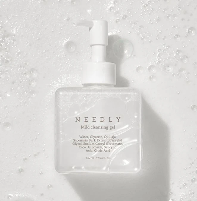 Mild Cleansing Gel - Image 3