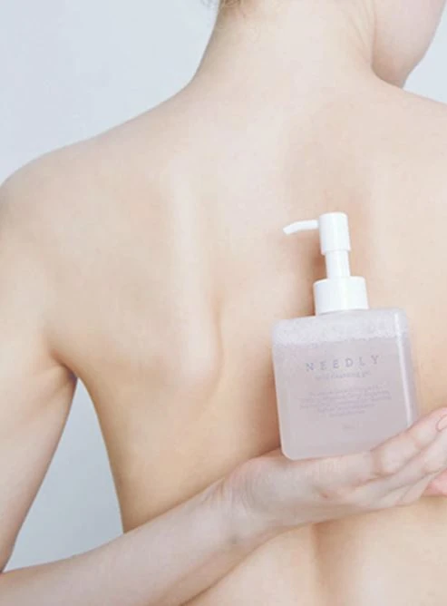 Mild Cleansing Gel - Image 6