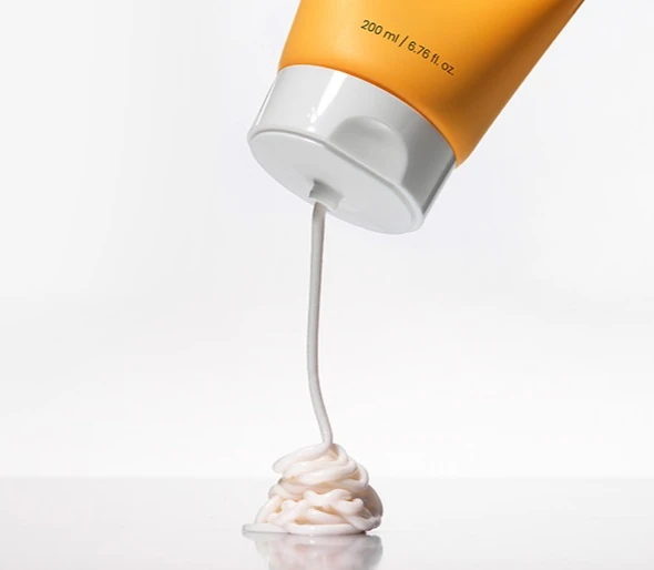 Premier Vita 13 Melting Deep Cleansing Foam - Image 3