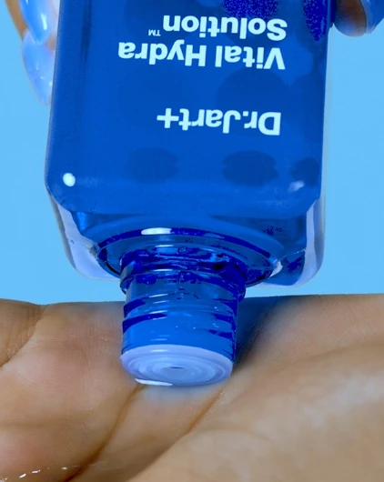 Vital Hydra Solution Hydro Plump Treatment Essence - Image 3