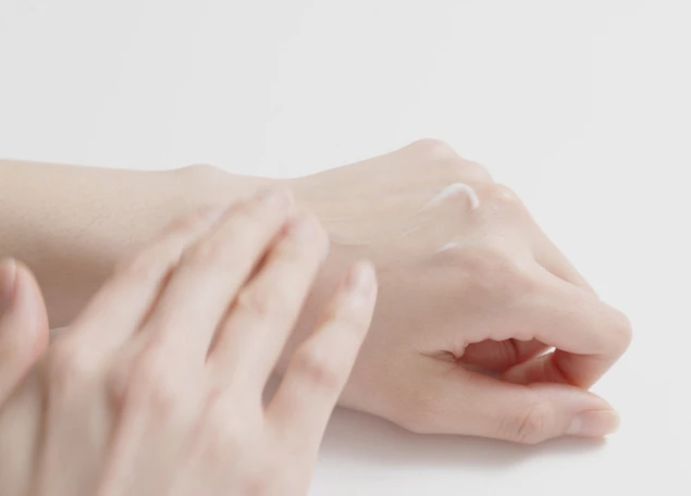 Pine Calming Cica Cream - Image 4