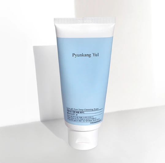 Low pH Pore Deep Cleansing Foam - Image 2