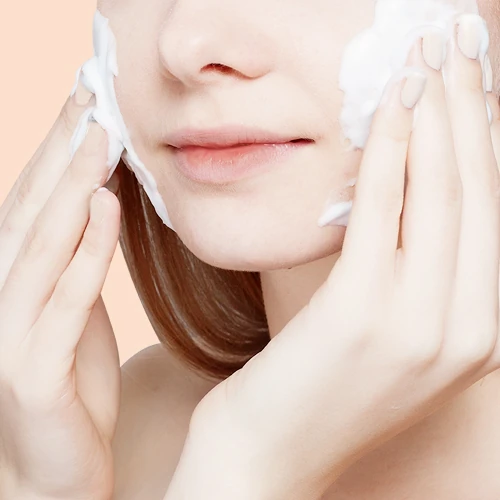 Low pH Pore Deep Cleansing Foam - Image 7