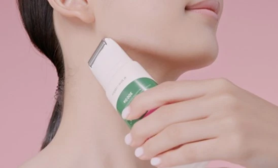 Retino Collagen Gua Sha Neck Wrinkle Cream - Image 4