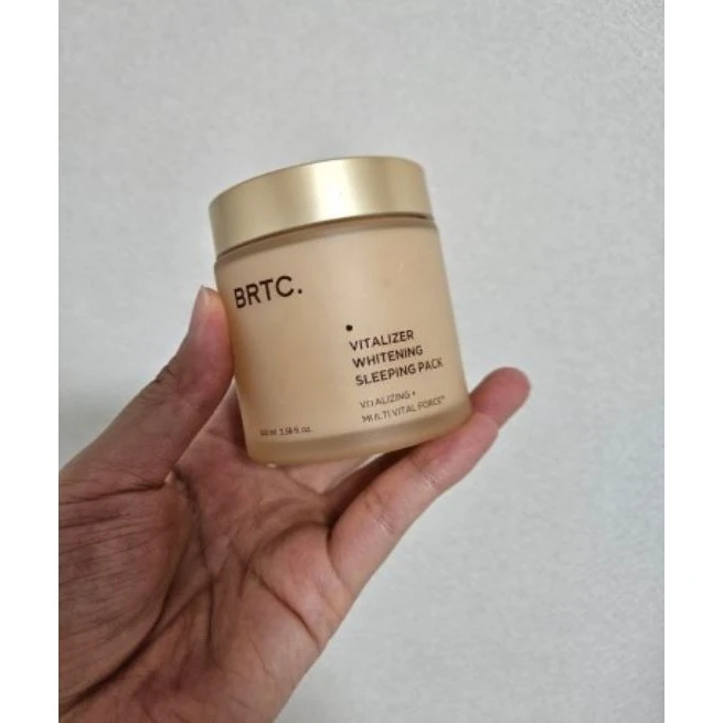 Vitalizer Whitening Sleeping Pack - Image 3