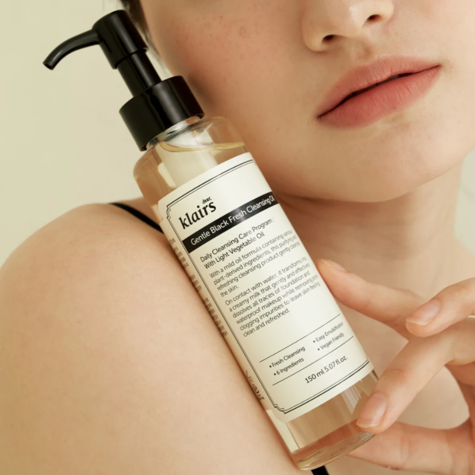 Gentle Black Fresh Cleansing Oil 150ml - Image 3