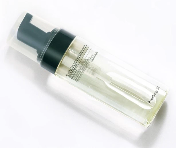 Calming Low pH Foaming Cleanser - Image 6
