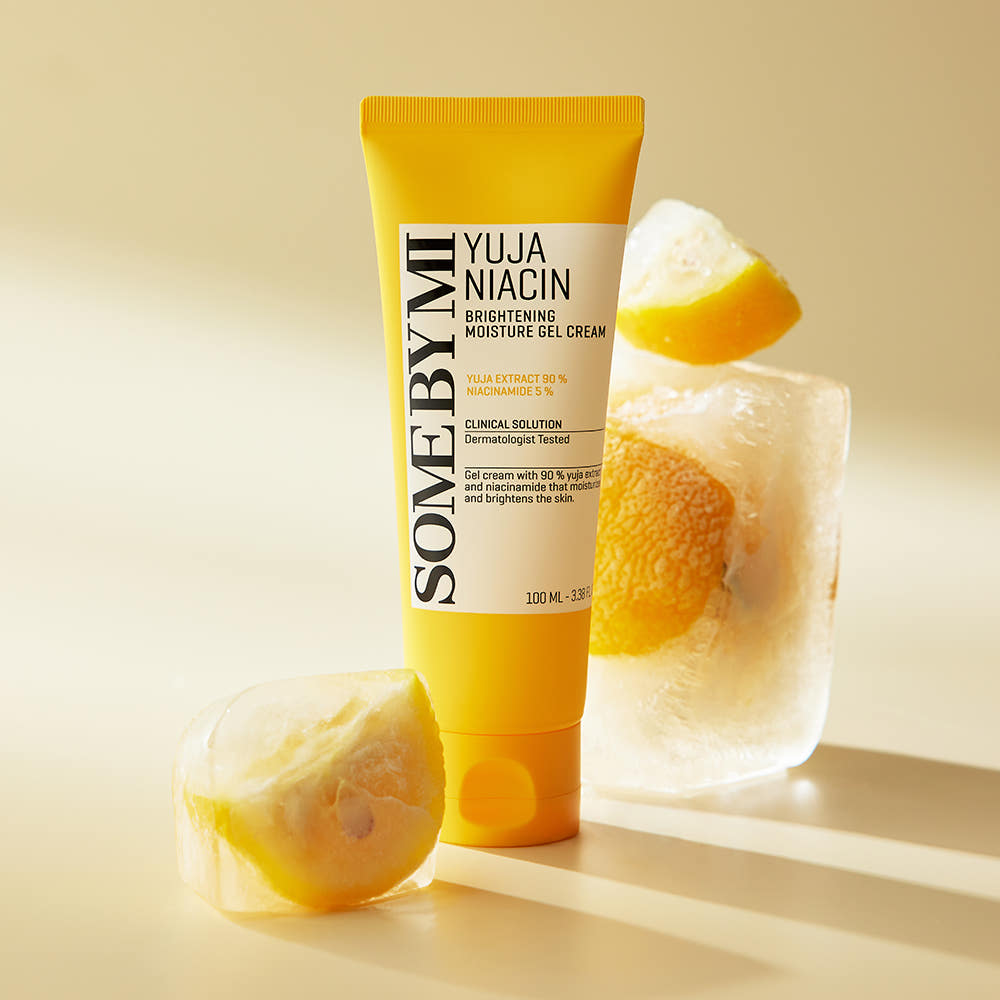 Yuja Niacin Brightening Moisture Gel Cream - Image 3