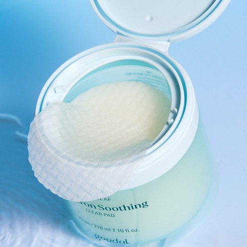 Heartleaf Hyaluron Soothing Clear Pad, 70ea - Image 3