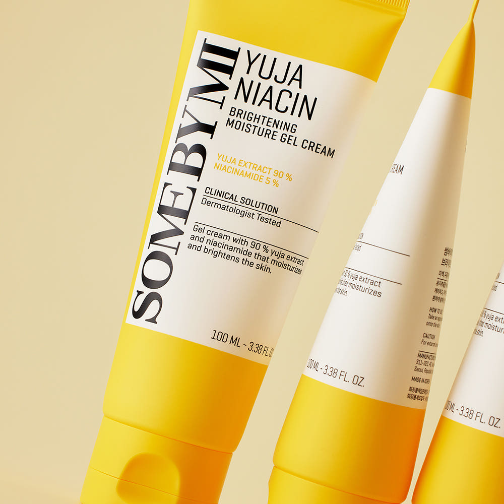Yuja Niacin Brightening Moisture Gel Cream - Image 4