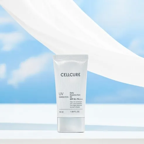 UV Perfection Daily Essence Sun EX - Image 2