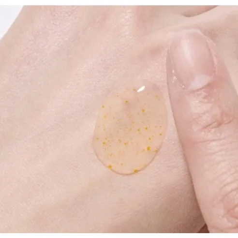 Vitamin C Green Tea Enzyme Brightening Serum + Pads Set - Image 4