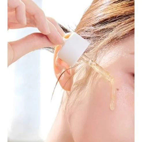 Vitamin C Green Tea Enzyme Brightening Serum + Pads Set - Image 5