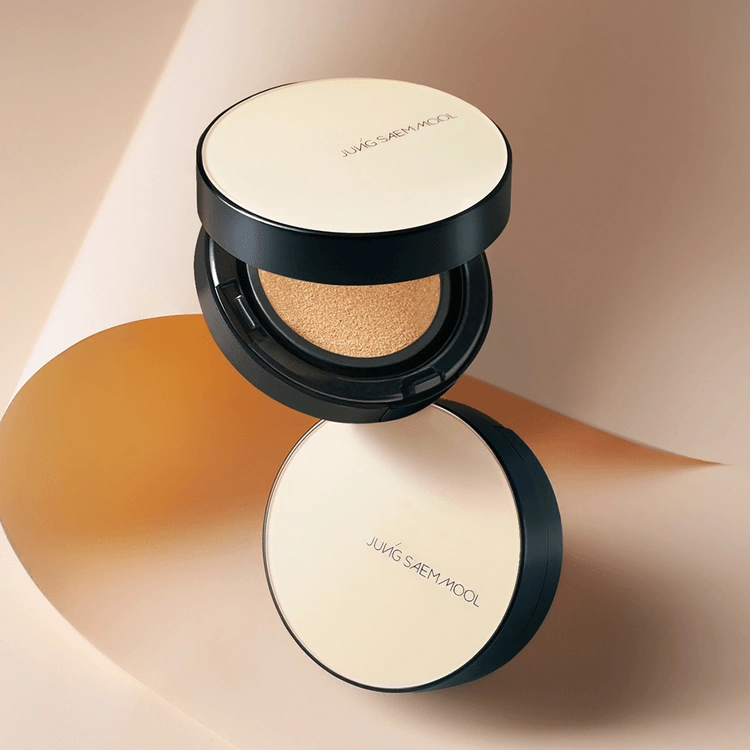Essential Skin Nuder Cushion Foundation SPF50+ PA+++ + Refill, Fair Light - Image 4