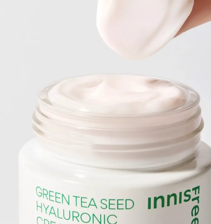 Green Tea Hyaluronic Skin Care 3-piece set - Image 4