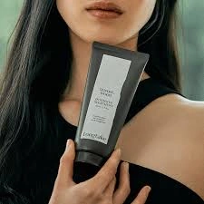 Sandalwood Intensive Treatment, 200ml - Image 2