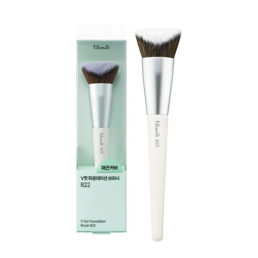 V-Cut Foundation Brush 822, 1ea, 1pack