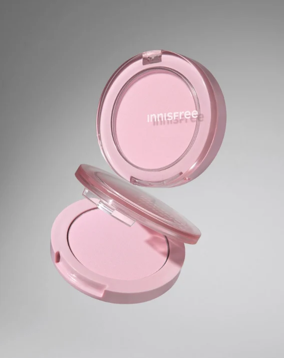 Silky Powder Blush, 6.2g, 01 Fluffy Pink - Image 3