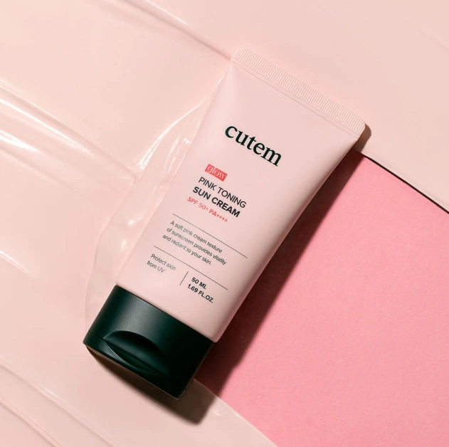 Glow Pink Toning Sun Cream [SPF50+/PA++++], 50ml - Image 4